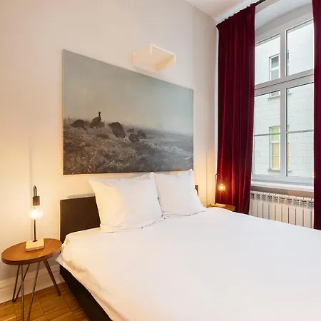 Chelmonskiego 8-01 By Farkas Posen