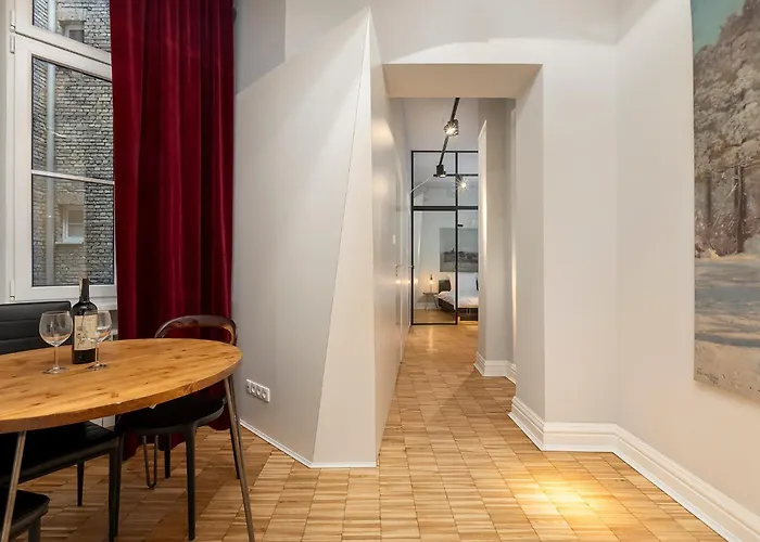 Chelmonskiego 8-01 By Farkas * Познань