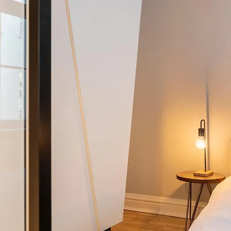 Apartamento Chelmonskiego 8-01 By Farkas Poznań