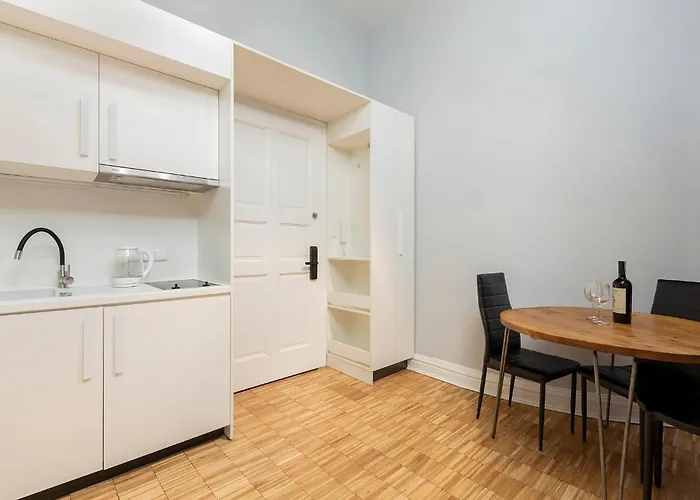 Chelmonskiego 8-01 By Farkas